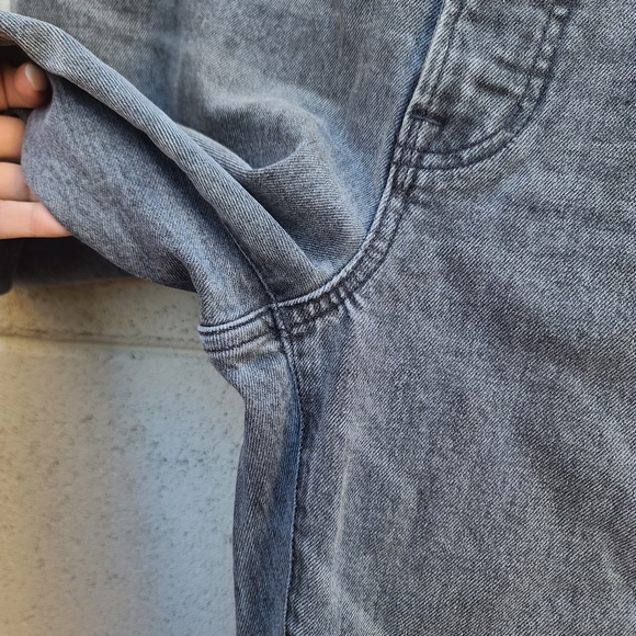 Madewell | The Perfect Vintage Jean in Connell Wash: Ripped Edition Style MC500 - Picture 5 of 12